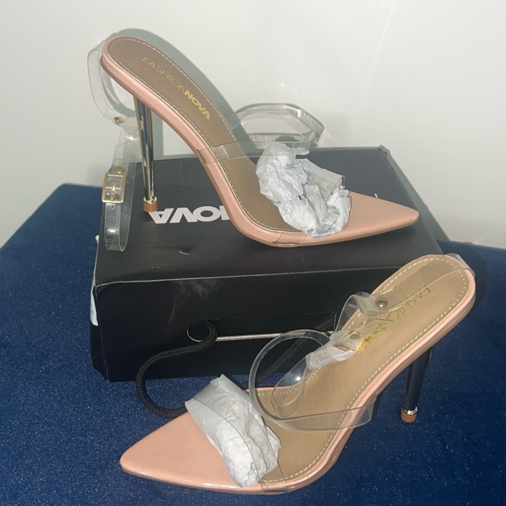 Fashion Nova Heeled Sandal